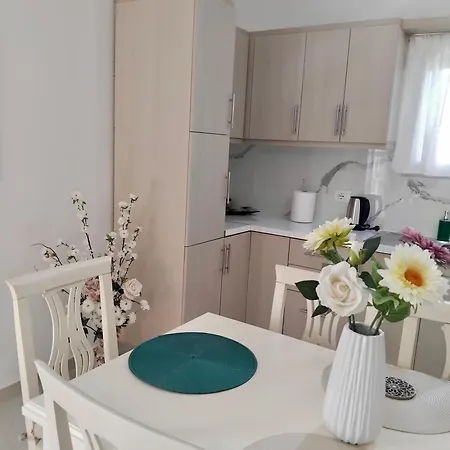 Maison d'hôtes Noméa - Modern Përmet